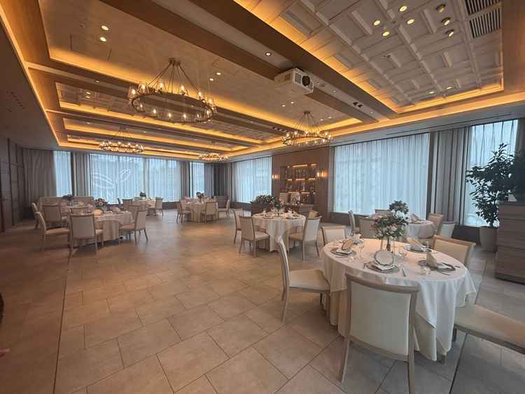 ガラス面が多く、開放的でした。