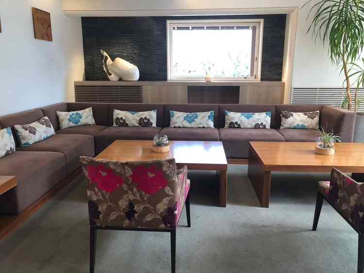 友人の控室。開放感あるホテルライクな設えで、当日はゆったり過ごしてもらえそうな雰囲気でした。