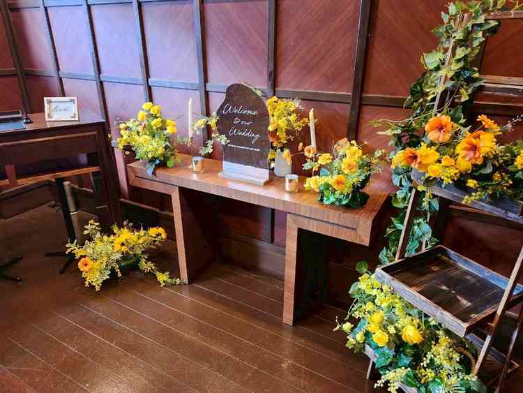 3つある披露宴会場のひとつの入口です。大人びた落ち着いた様子で、とても気に入りました。