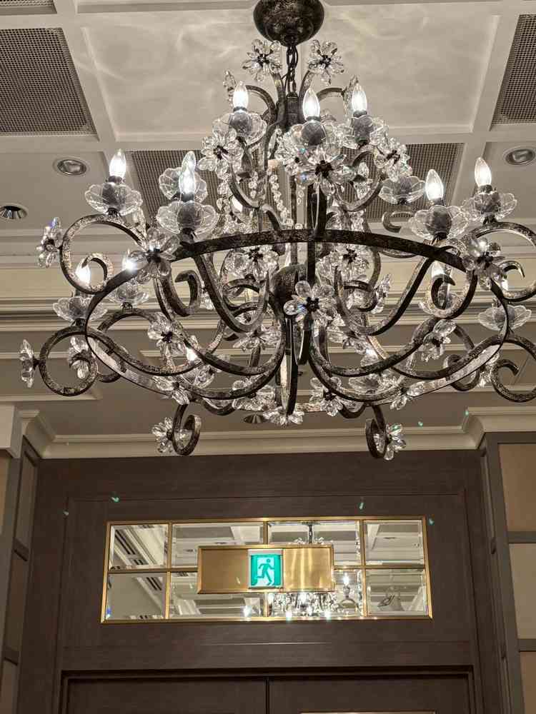 披露宴のシャンデリア