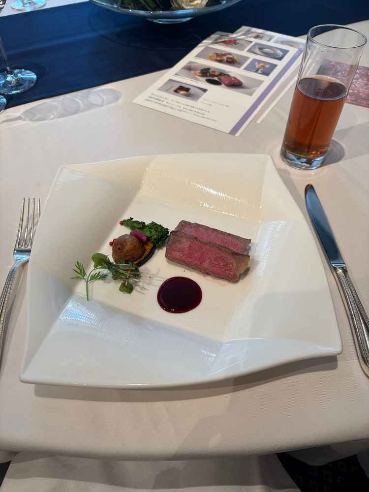 コースのメインのお肉