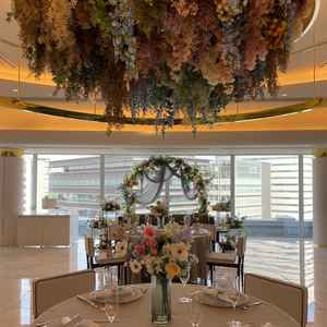 大きい方の部屋。全体的に温かみのある可愛らしい色合い