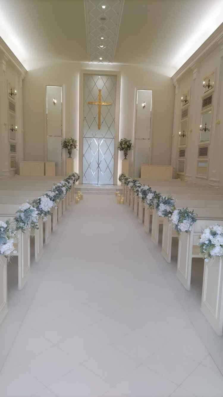 チャペルは足元から霧の演出があり雰囲気がありました。