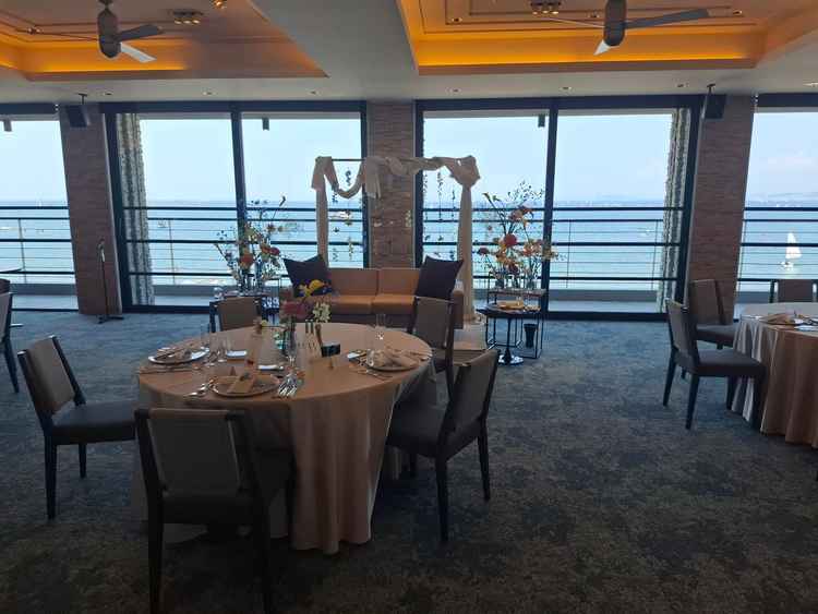 披露宴会場正面