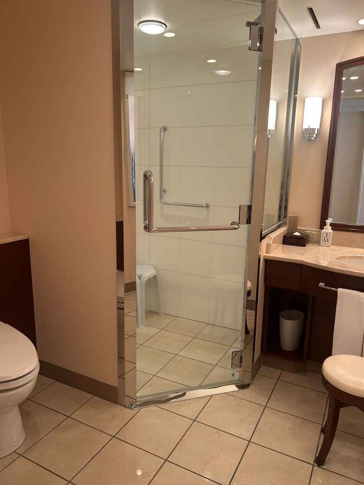 新婦控え室の水回りです。新婦の事を1番に考えられた素晴らしい設備でした。