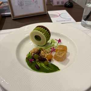 デザートの写真です。ご縁をモチーフにしていてよかったです。