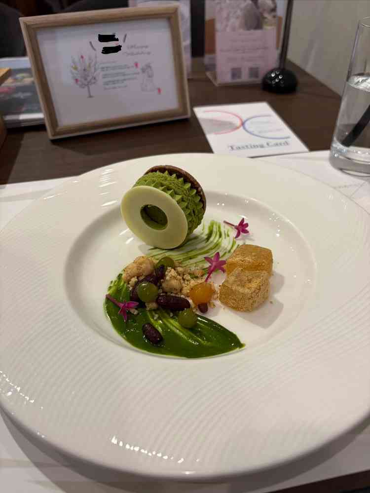 デザートの写真です。ご縁をモチーフにしていてよかったです。