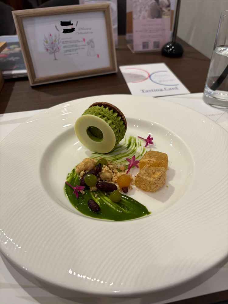 デザートの写真です。ご縁をモチーフにしていてよかったです。