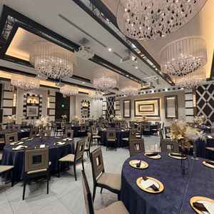 披露宴会場②-1