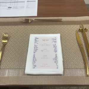 ハーフコースをいただく前のメニュー表