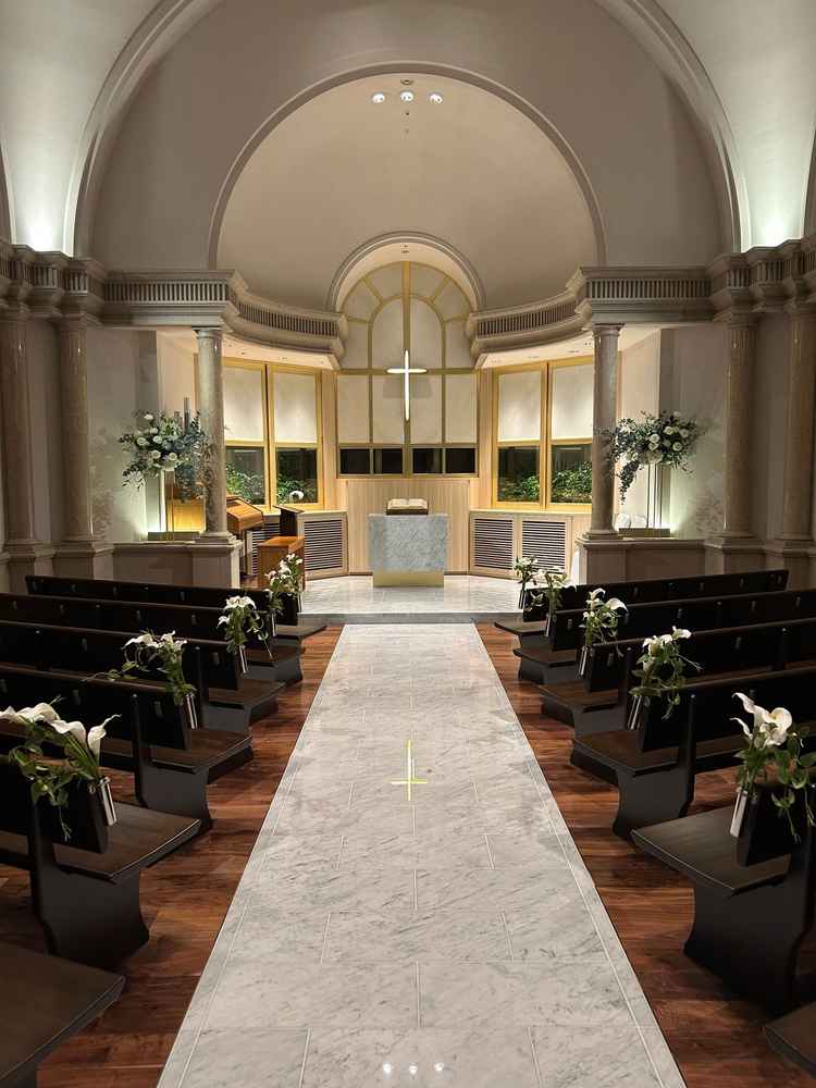 今年夏に改装したばかりのチャペル。