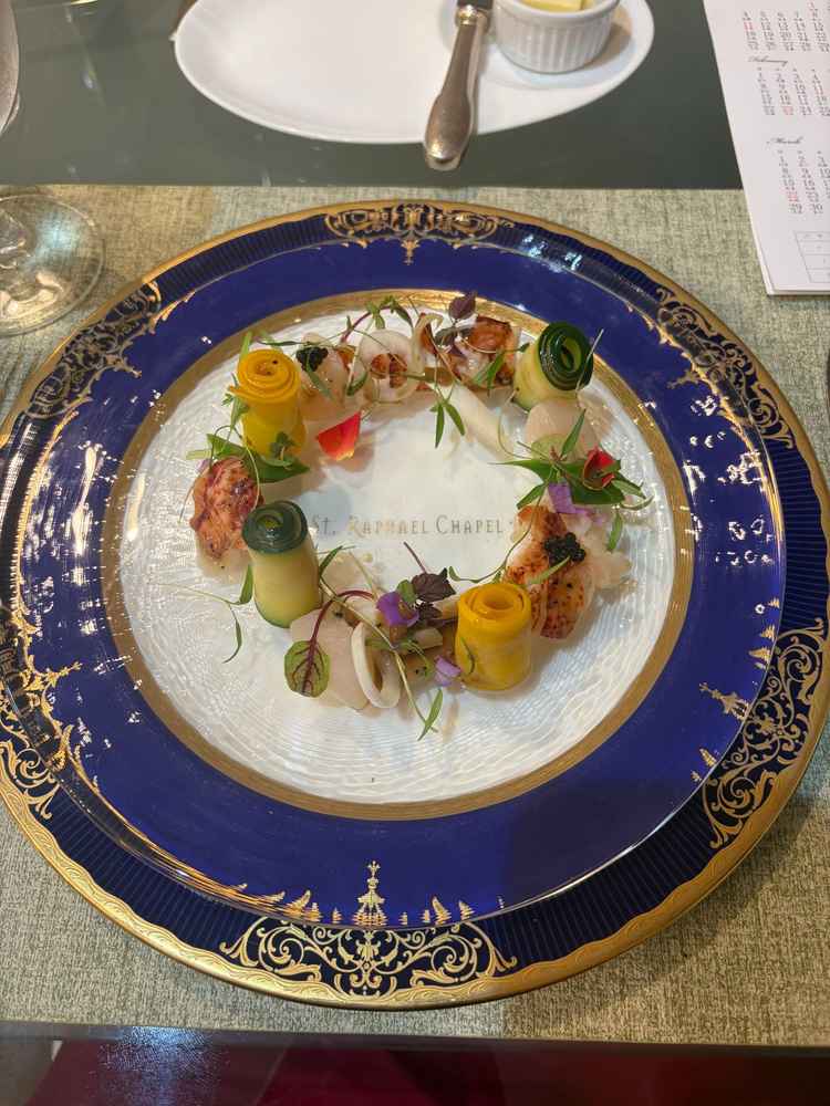 お料理の写真です。シェフが素敵な方でした。