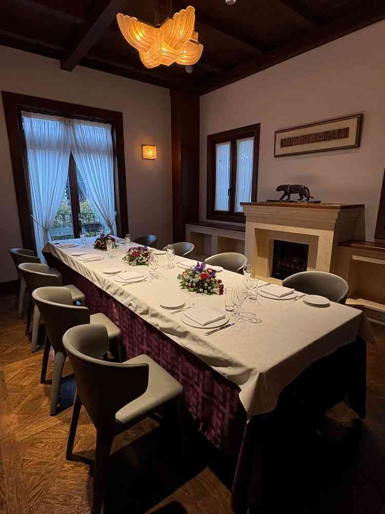 クラシックながらも清潔で整ったお部屋でした