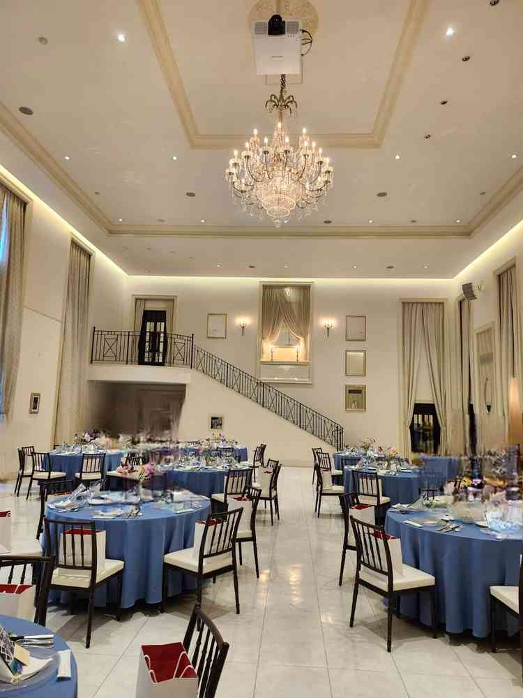 披露宴会場も立体的で広く、カラーリングも自由自在で使いやすそうでした。