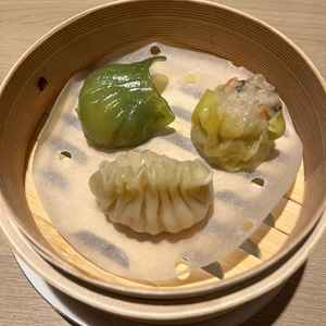 点心ブュッフェの試食