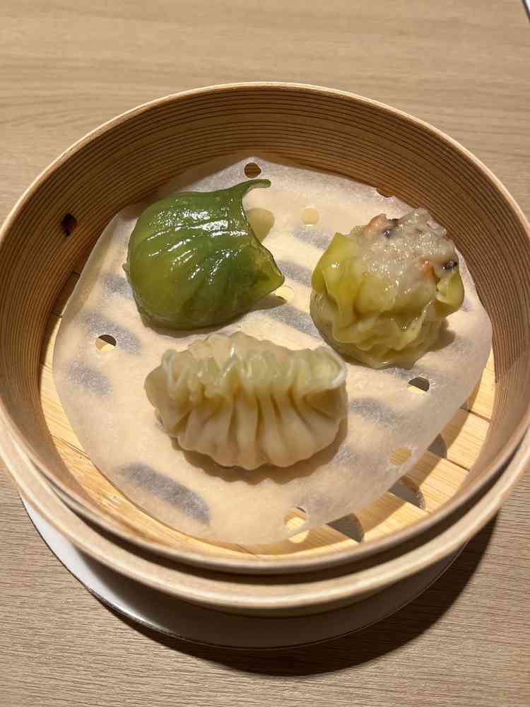 点心ブュッフェの試食