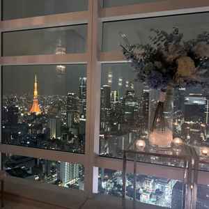 チャペルの一番前から東京タワーが見える