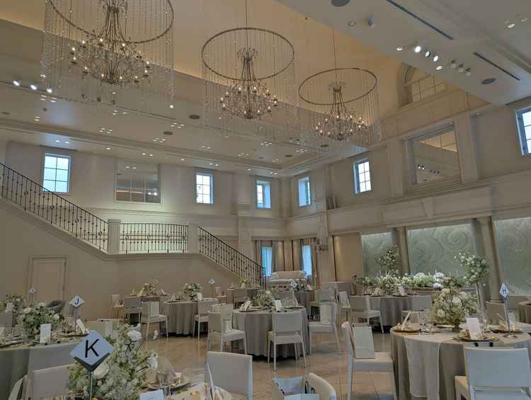 白を基調としたフランス館