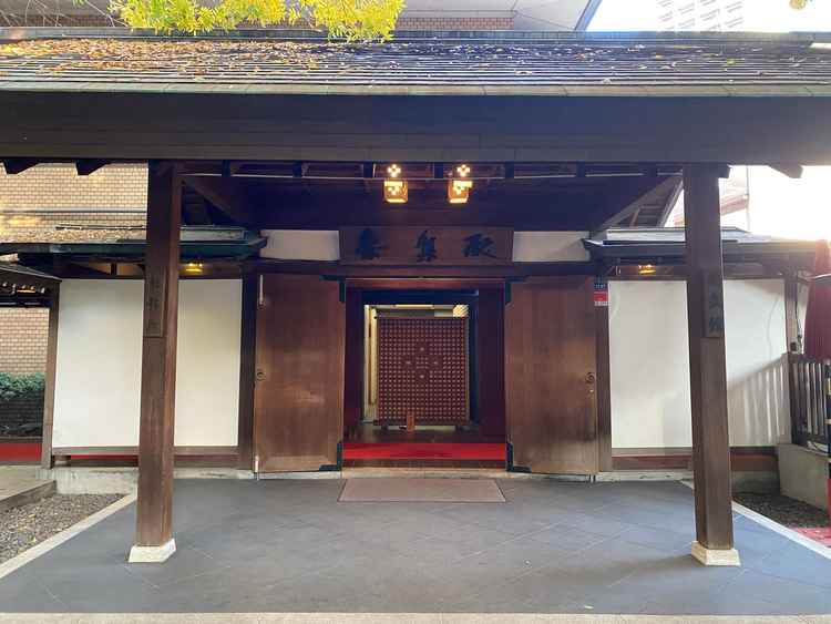 本殿のフォトスポット