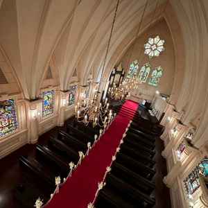 チャペルを上から見ることができ、そこからの景色がとても素敵でした