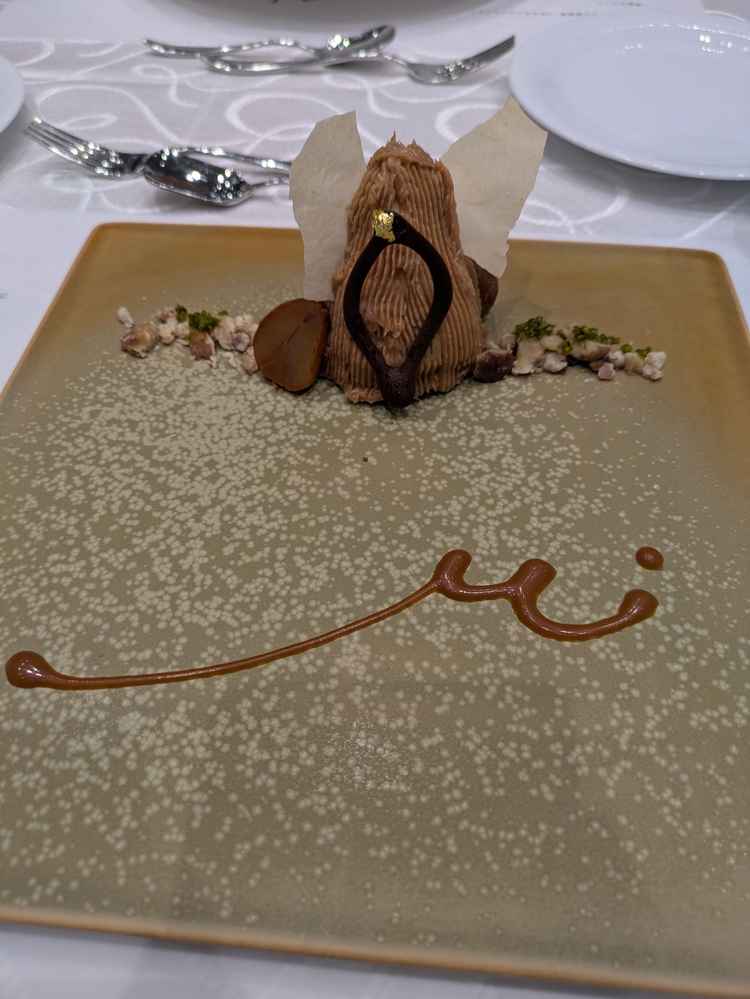 デザートのモンブランが他会場に比べてずば抜けて美味しかった