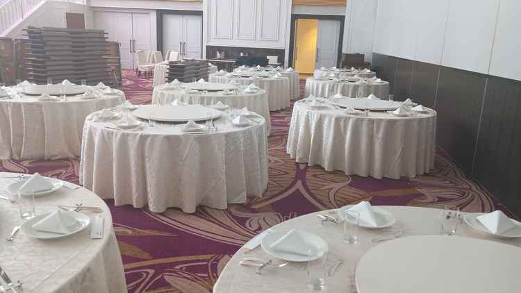 披露宴会場(ルツェルナ)