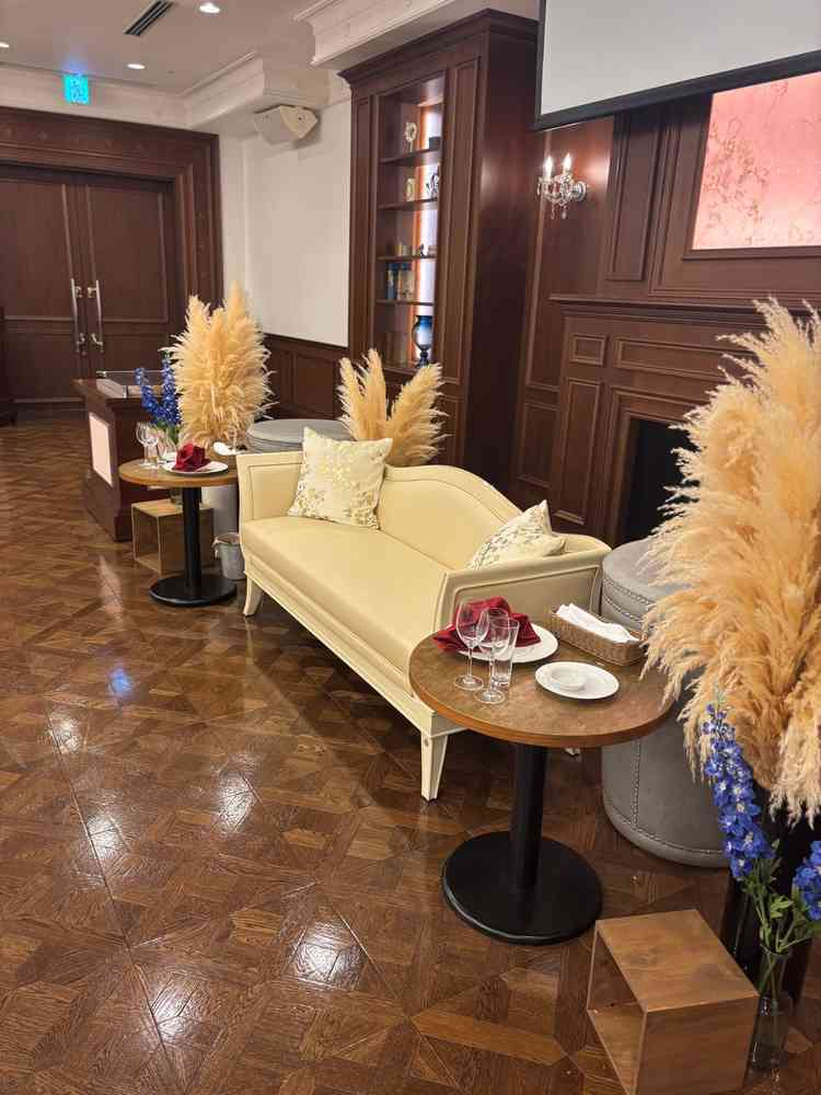 高座もソファにも出来るとのことで、よりゲストとの距離が近くなっていいと思った。