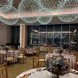 披露宴場　THE BARN