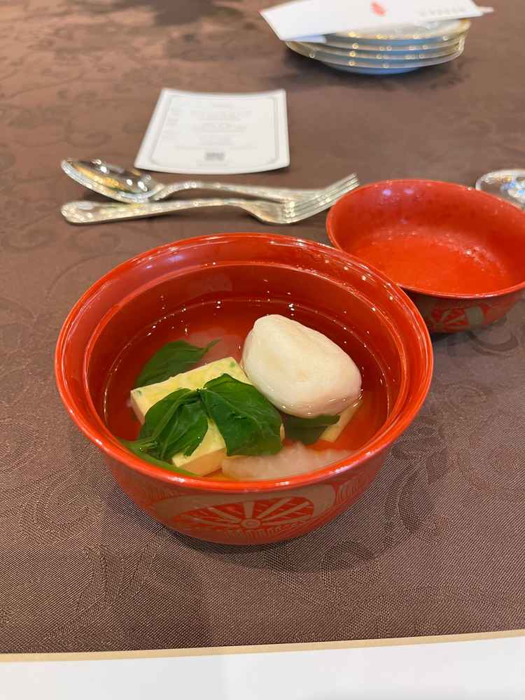 和食とフランス料理の両方を体験できて、比較できたところが嬉しかったです。