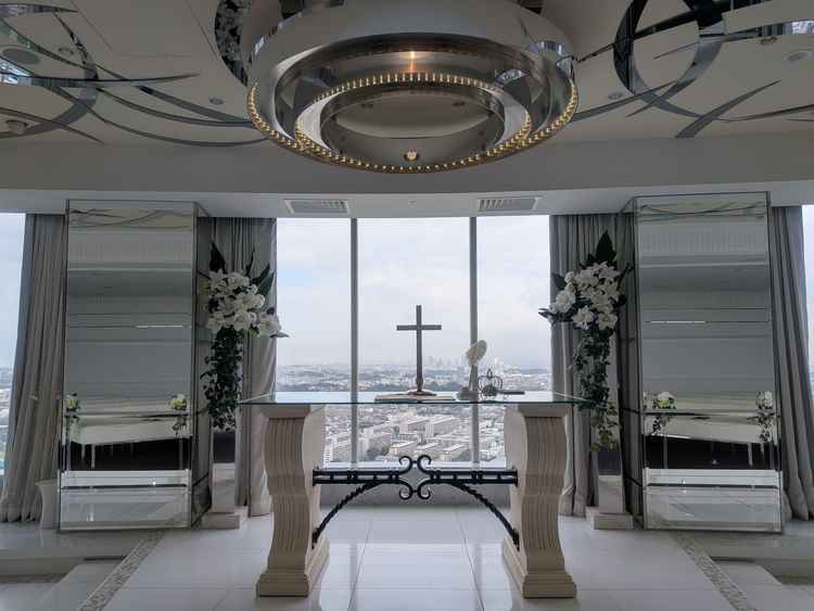 チャペルの演出に感極まる！