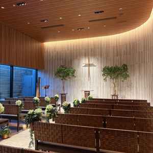 チャペルです。アシンメトリーな作りが特徴的でした。