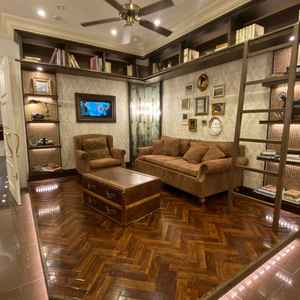 待機スペースの動画や写真を自分たちで変えられるのが良かったです。