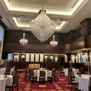 50名程に設定された披露宴会場。洗礼された雰囲気がとても素敵でした。