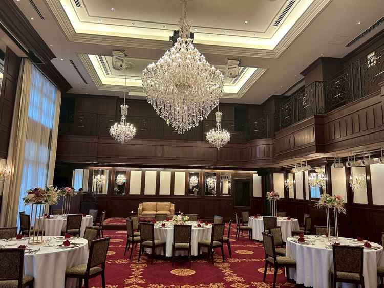 50名程に設定された披露宴会場。洗礼された雰囲気がとても素敵でした。