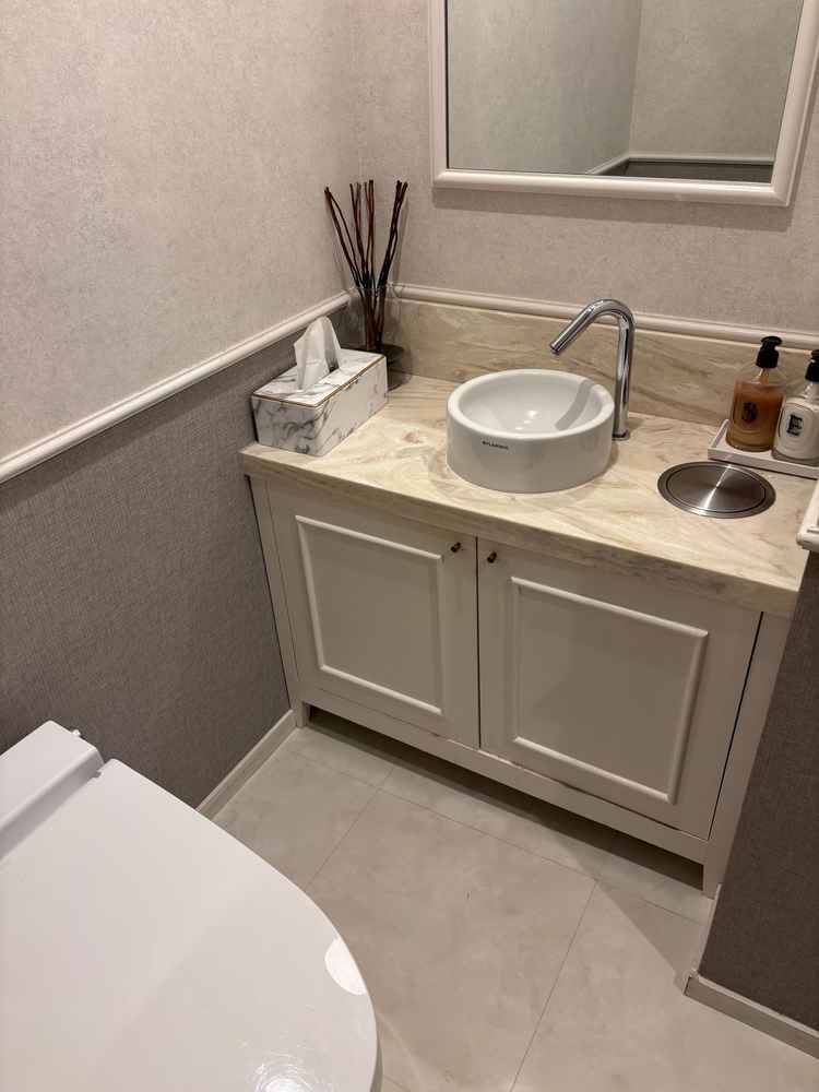 トイレは綺麗でディプティックのハンドソープでした