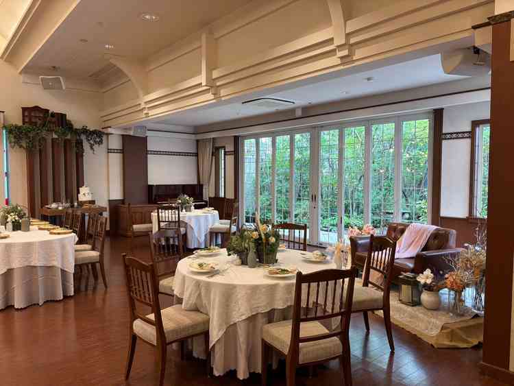 ガーデンと繋がる披露宴会場が魅力的