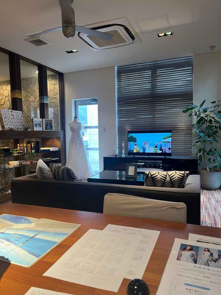 サロンでの説明風景