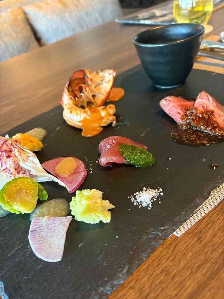 地元の素材にこだわったコース料理。どれもとても美味しかった。コースを自分でカスタマイズできるの利点。