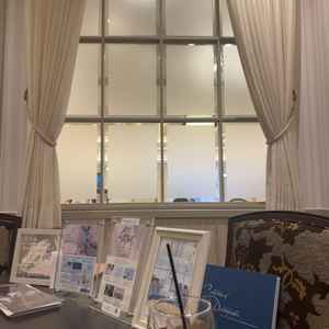 説明室です。清潔な場所であり落ち着ける空間でした。