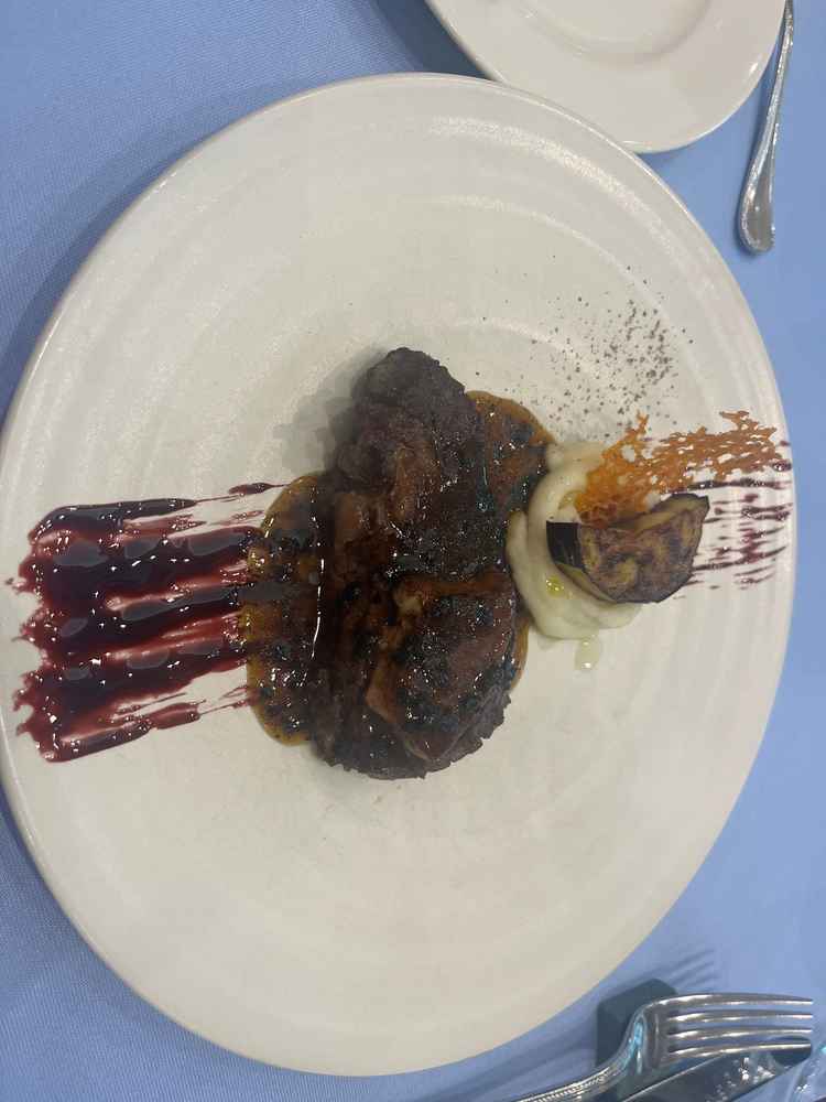 試食でいただいた牛肉のメイン