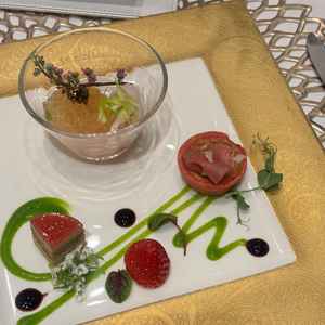 試食会で提供されたお料理。どの料理も美しく美味しい料理です