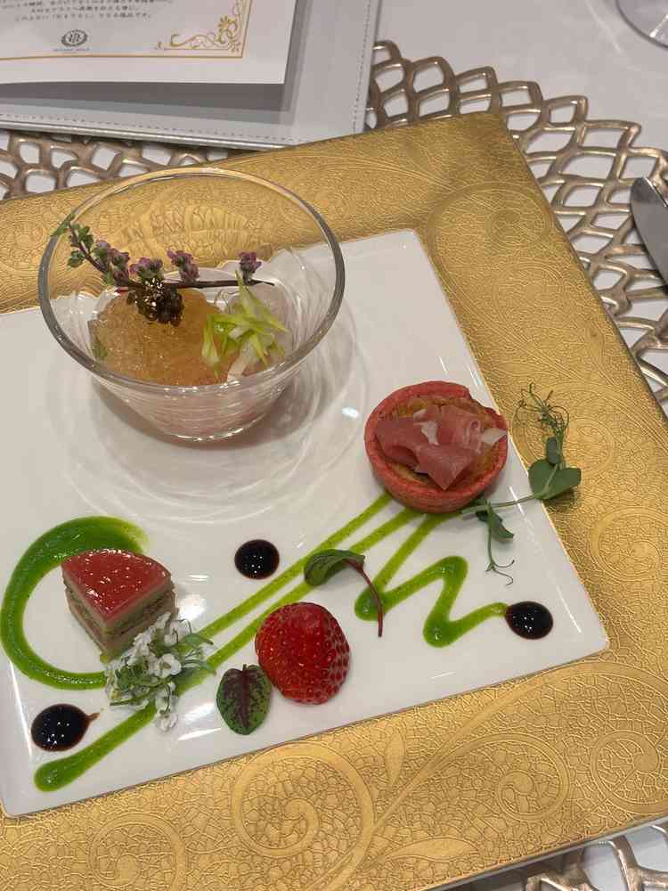 試食会で提供されたお料理。どの料理も美しく美味しい料理です