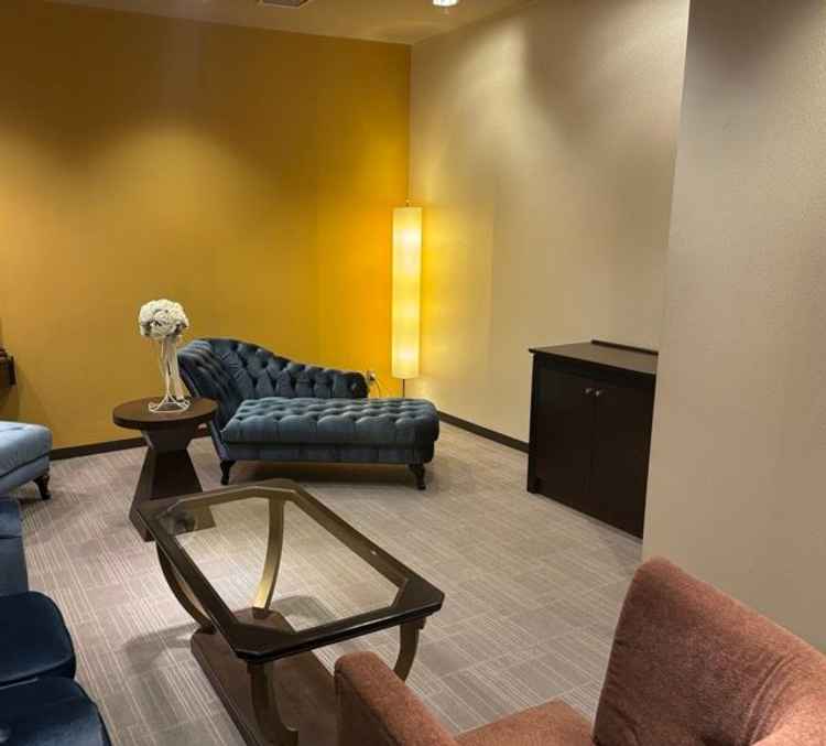 ブライズルームもおしゃれで、本番前に落ち着けそう。