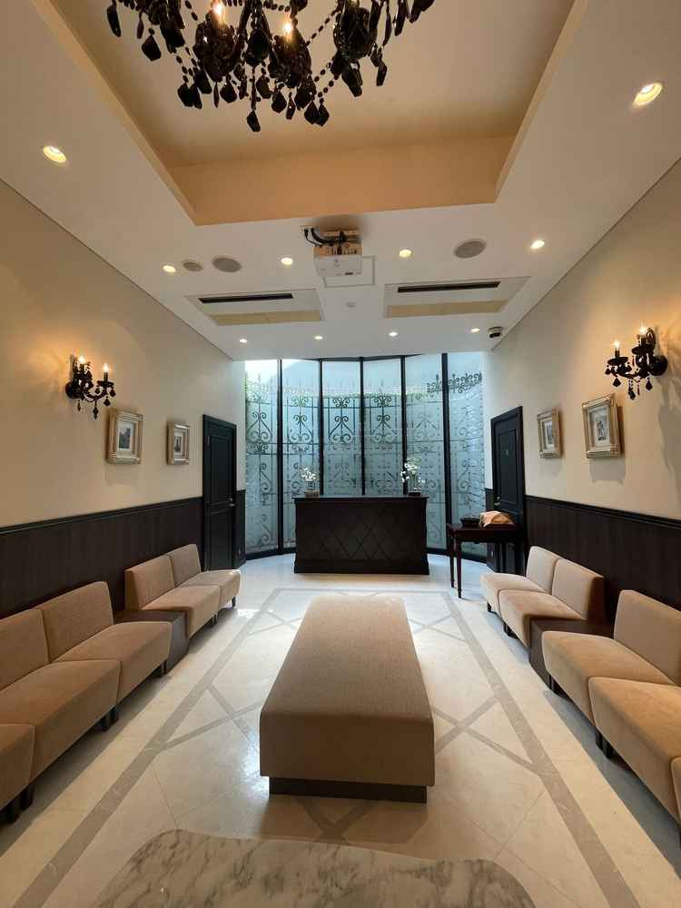 どこの式場の待合室よりもシックで落ち着きのある高級レストランのような雰囲気でした。