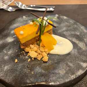 季節に合わせたデザート。見た目も味も素敵でした。