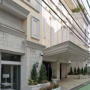 最寄りの川越駅から徒歩で5分程、駐車場もあり静かで日当りも良かったです。