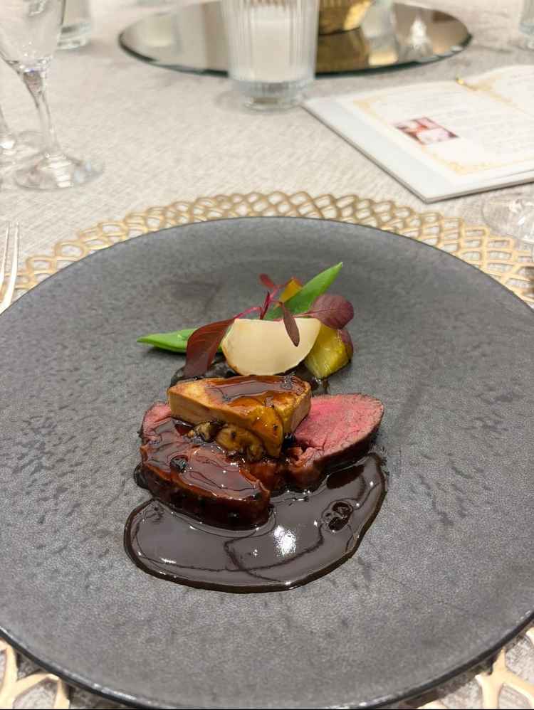 試食でメインのお肉料理。柔らかくてとても美味しい
