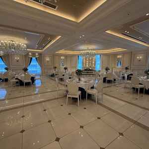 披露宴は景色もよく広さもちょうど良い。