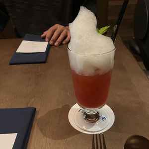 挙式当日もバーテンダーが対応していただけるとのことで、カクテルのクオリティも高かったです。