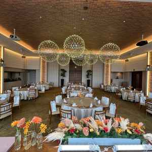 披露宴会場　3F THE BARN